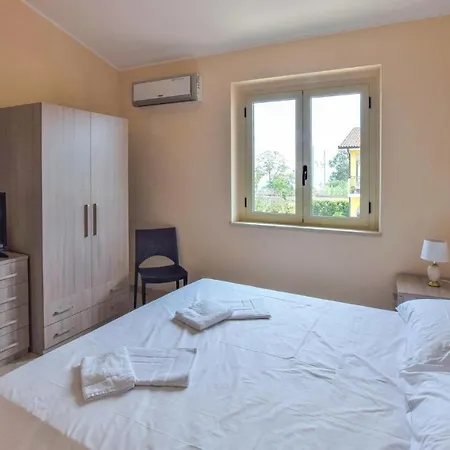 Gorgeous Home In Melito Porto Salvo *